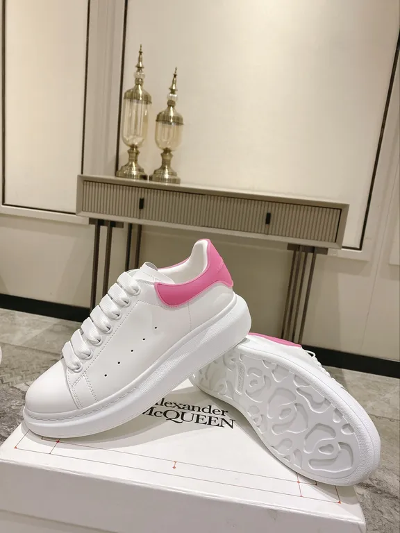 Alexander McQueen Shoe 